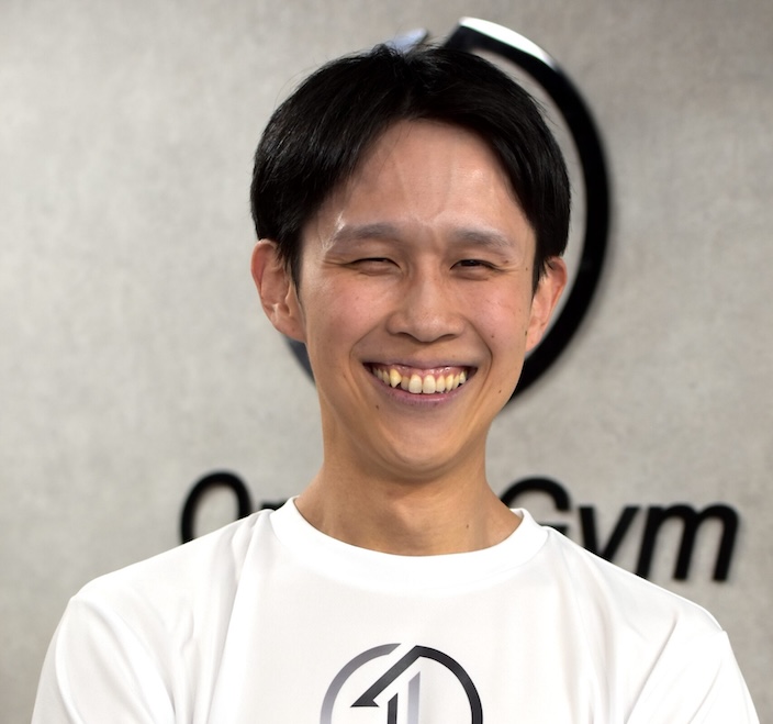 二上 彩人